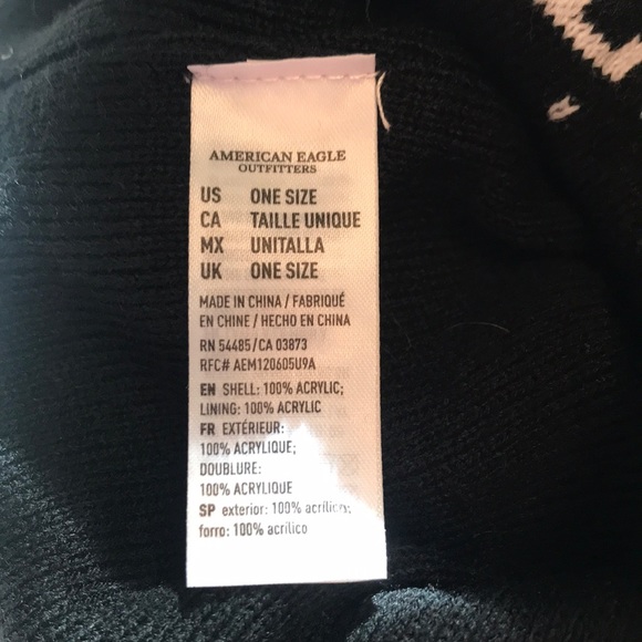 American Eagle Deck The Halls Holiday Beanie Size One Size - Picture 4 of 7